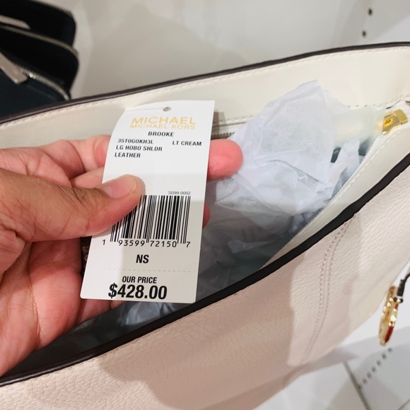 Michael kors brooke shoulder bag